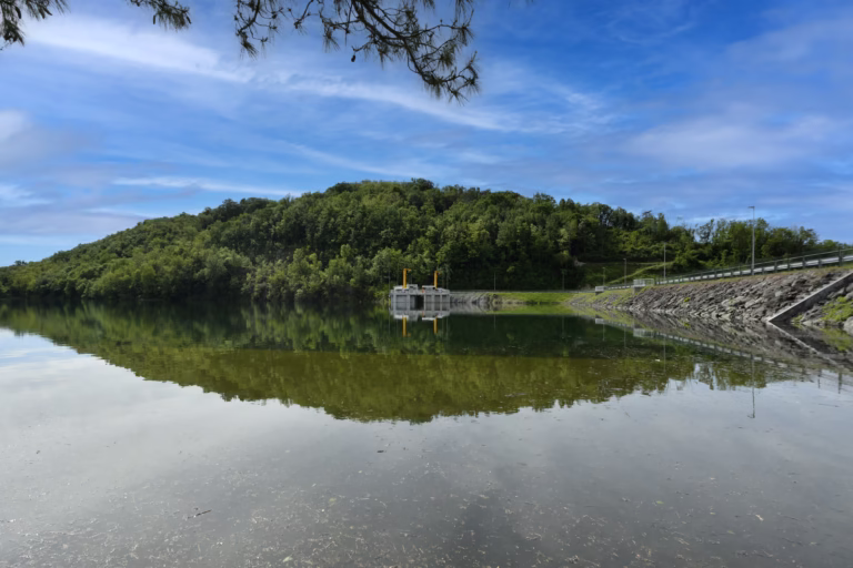 Fotografija pregrade Vogršček.